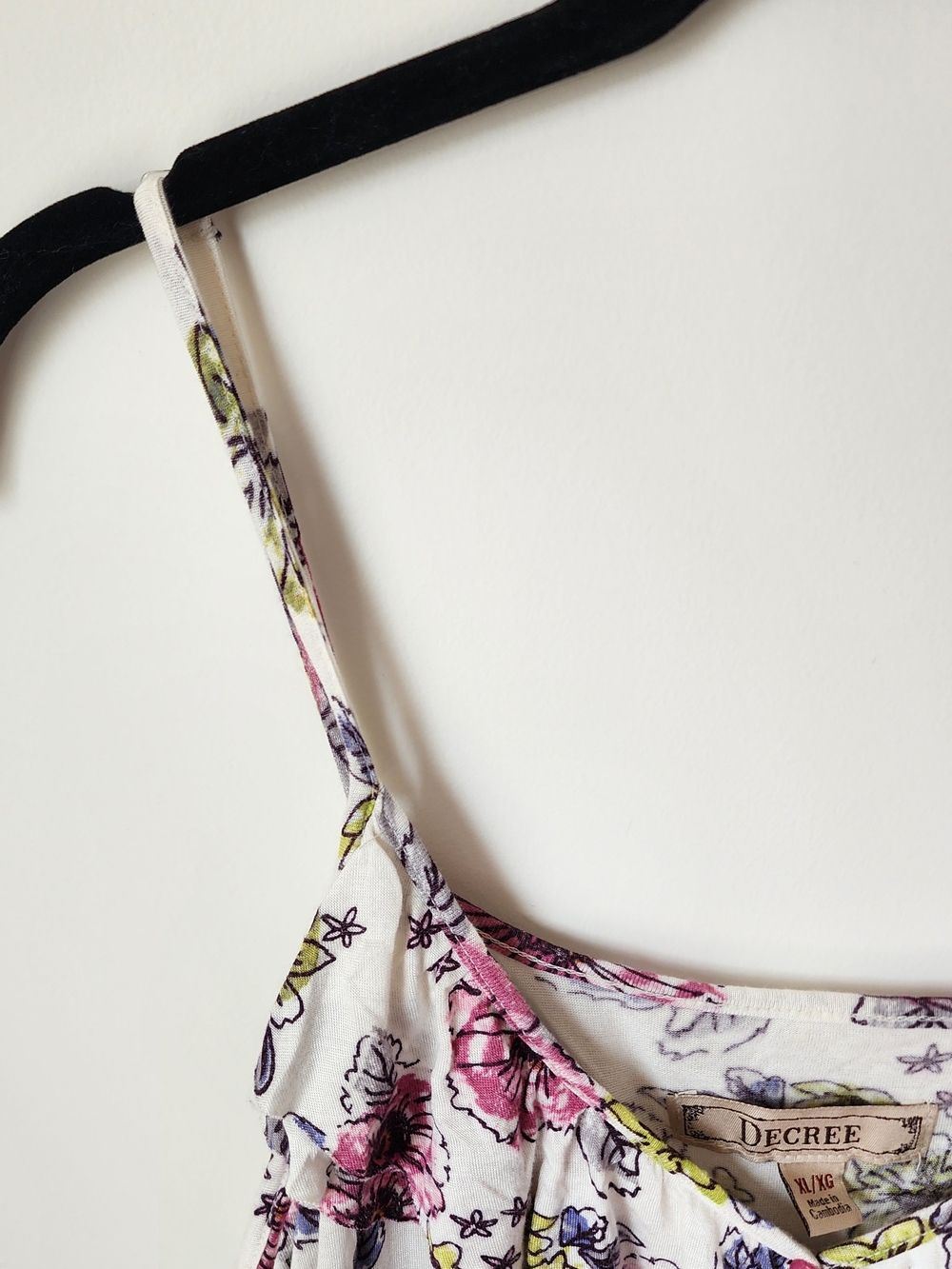 Floral Ruffle Tank Top - Picture 2 of 12